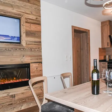 Alpendorf Auszeit Апартаменты *