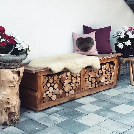 Alpendorf Auszeit Appartement Sankt Johann im Pongau