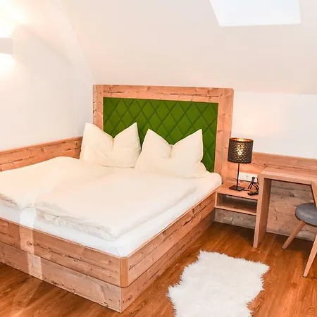 Alpendorf Auszeit Apartment *